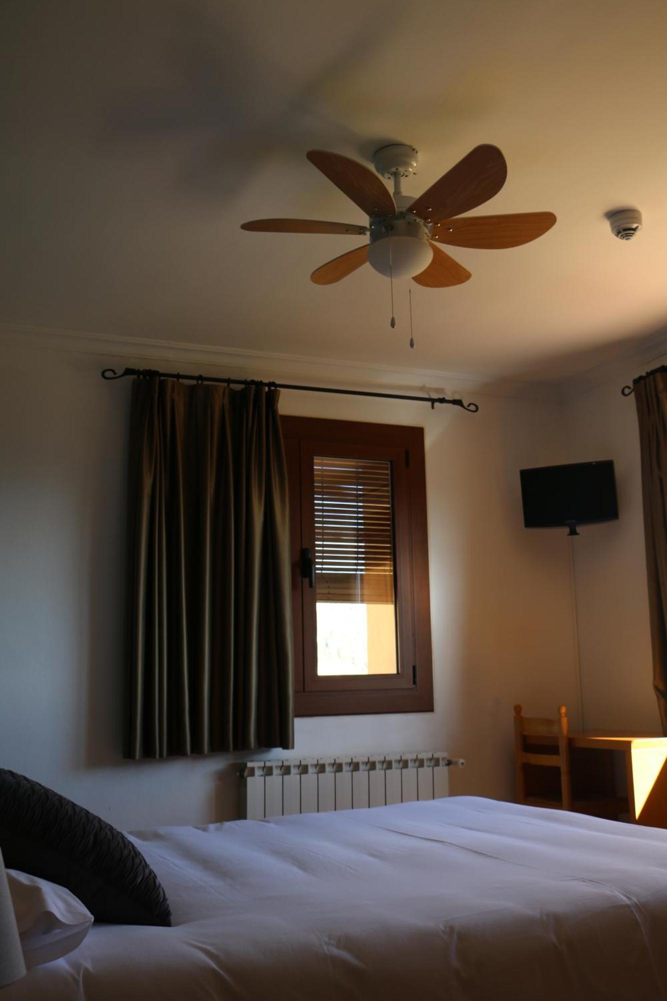Hotel Balco Del Priorat La Morera de Montsant Ngoại thất bức ảnh
